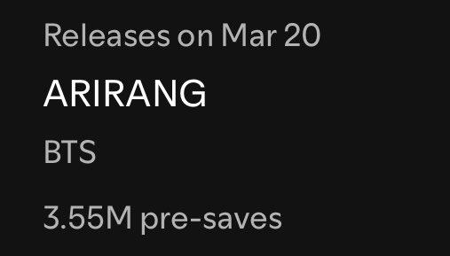 hyunjin bullying @SKZCrave into posting absolute nonsense lmfao