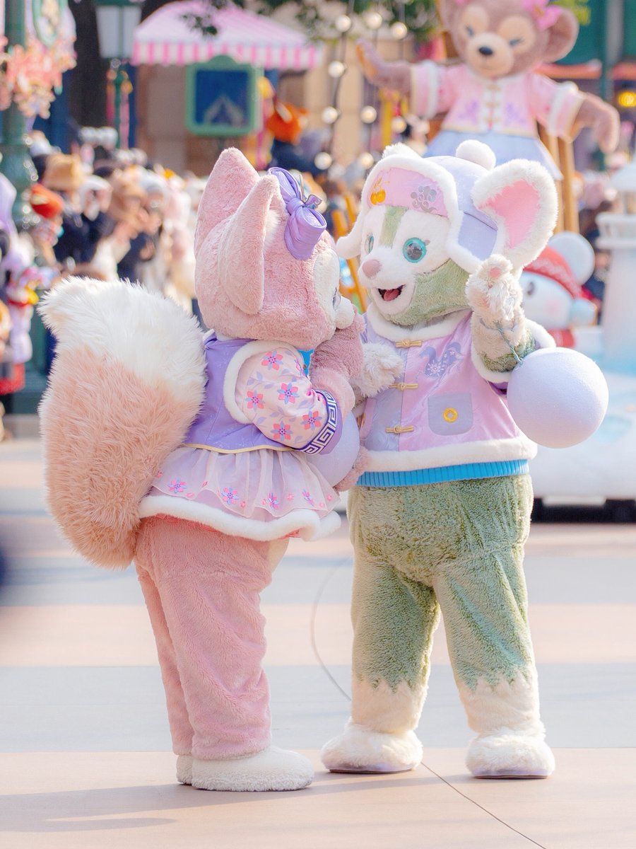 リーナベルとジェラトーニの内緒話🤫🦊🐱 何を話したのかな