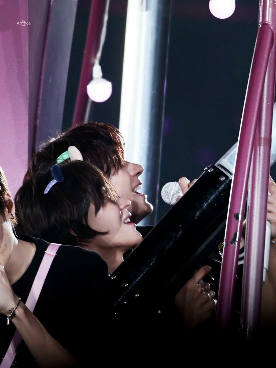 Anthos🌻 tweet media