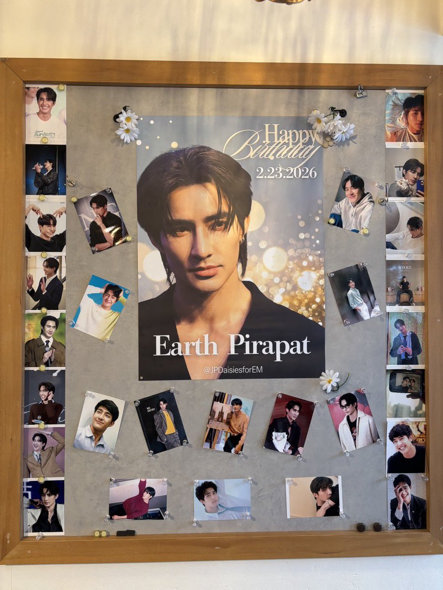 JPDaisiesforEM's tweet photo. Happy Birthday Earth 🎂🎉

We Japanese Fans celebrate your Birthday all over Japan🤎🫶

Love you〜🥰

@Earth_Pirapat 
#Happy32ndEarthDay https://t.co/GKhf9WgXvQ