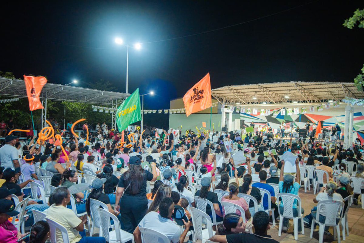 Codazzi gracias por este recibimiento, gracias a mis amigos aquí.
Hoy ratificamos el trabajo hecho, con amor y dedicación.