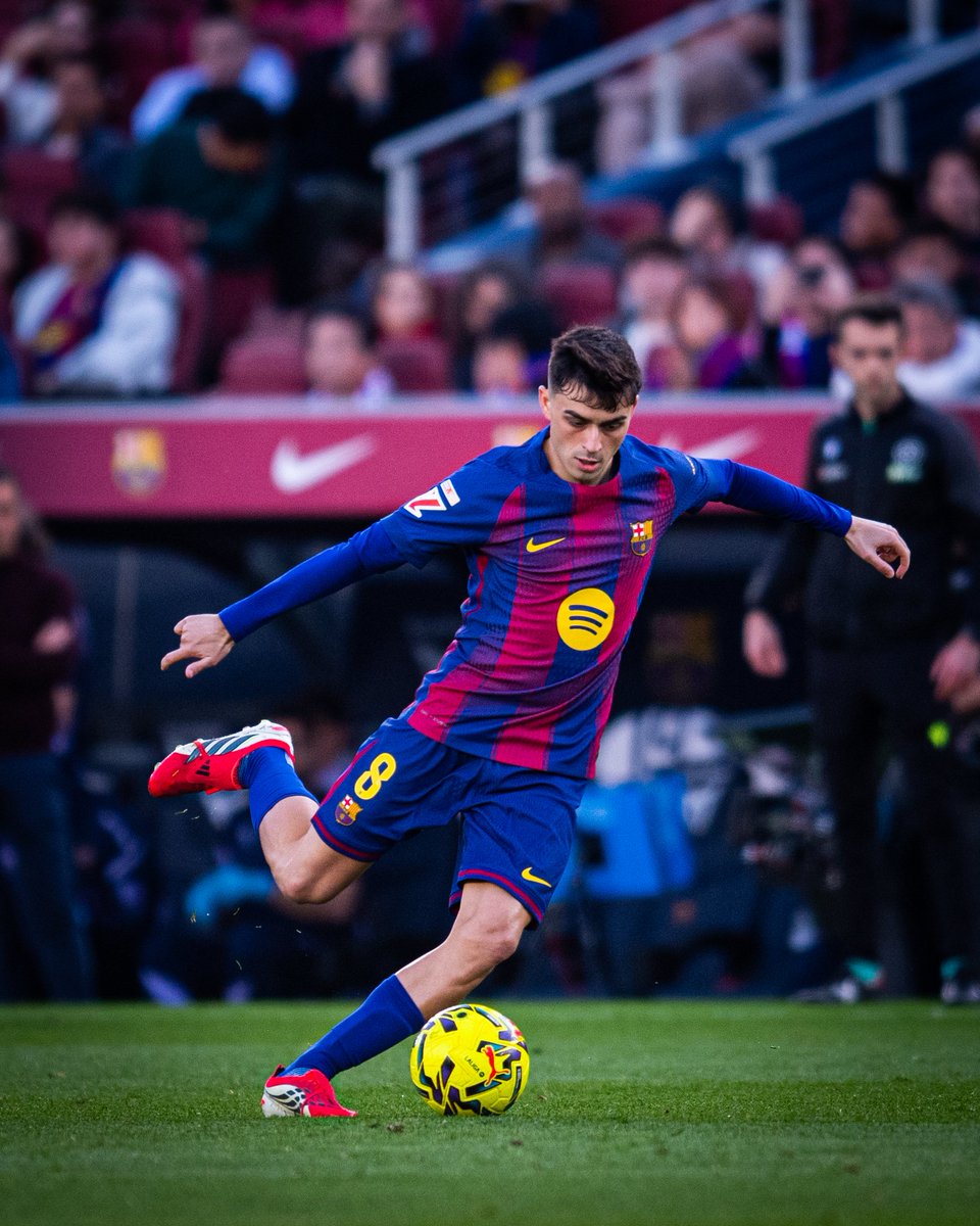 Muizzayo's tweet image. If you're a Barcelona fan, you definitely must miss this magician ✨🪄🪄✨