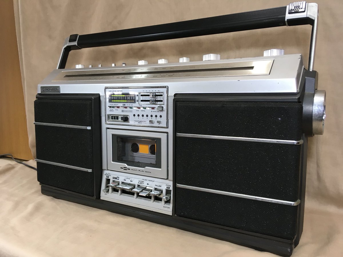 80年代らしいデザイン #ラジカセ #カセット #パイオニア #昭和家電