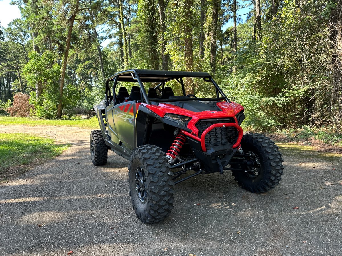 ThumperFab's tweet image. Ready to level up your ride? The Thumper Fab Polaris RZR XP 4 Roll Cage is here to bring extreme strength and killer style! 💥 🔥 #ThumperFab #RZRXP4 #RollCage #BuiltStrong