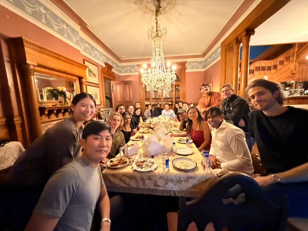 Lily yang tweet media