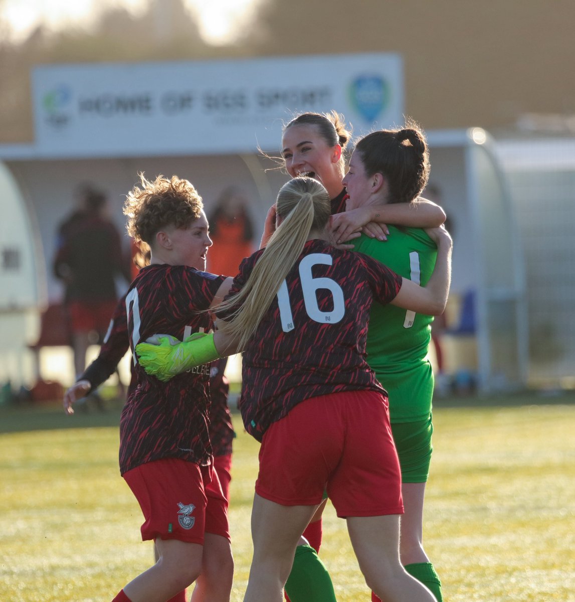 Bridgwater United FC Women tweet media