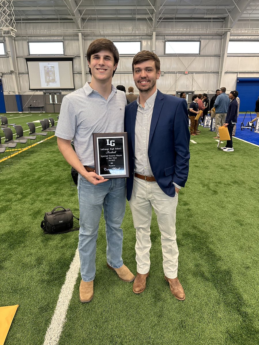 Cooper Metcalf 4.5⭐️ tweet media