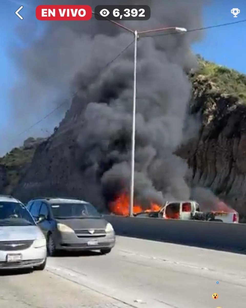 Bloqueo en Tijuana, cerca de Playas.