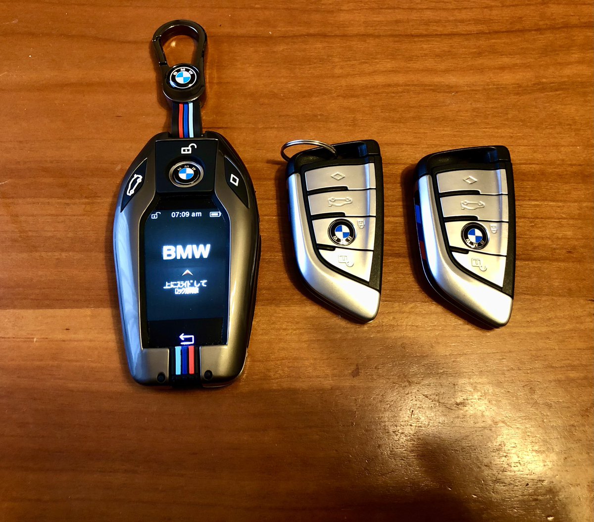 いつもディスプレイキーの方しか使ってなかったので他の鍵どこいったっけ？と思って探したら出てきて安堵

アルファの時は鍵一個複製するのにめちゃくちゃ大変だったので3個もあると助かりますわ