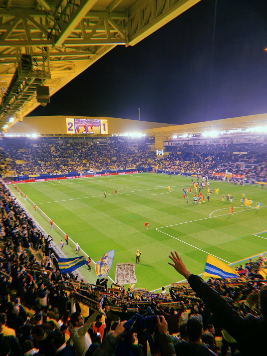 Sir Oski tweet media