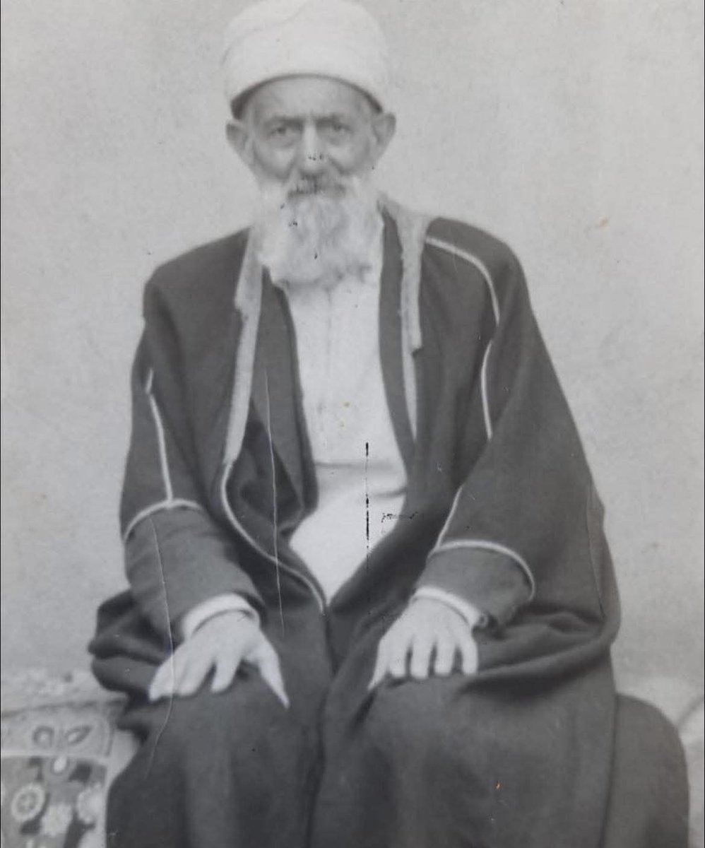 Bavıko:
Vefat yıl dönümünde, irfan ve tefekkür üstadı Şeyh Mehmet Said-i Artani’yi rahmetle yâd ediyoruz. İrşadı sözle değil hâl ileydi. Adalet, ahlâk ve hakikati temsil eden bir ömür yaşadı. Mekânı cennet, makamı âlî olsun. 🤲
23.02.1982 | Rahmetle anıyoruz.
#adıyaman #SonDakika