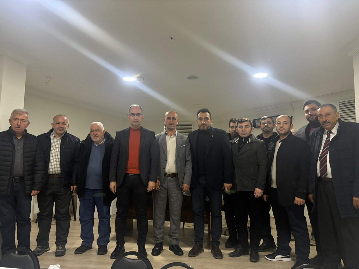 SultanbeyliSb's tweet photo. Mübarek Ramazan ayının paylaşma ve dayanışma ruhunu Tosya Çukur Köyü Derneğimizin düzenlediği iftar programında birlikte yaşadık.
Programı organize eden,başta Dernek Başkanı Sn.Özcan Narin olmak üzere emeği geçen tüm yönetim kurulu üyelerine ve hemşehrilerimize teşekkür ediyorum. https://t.co/AVkhGewqHI