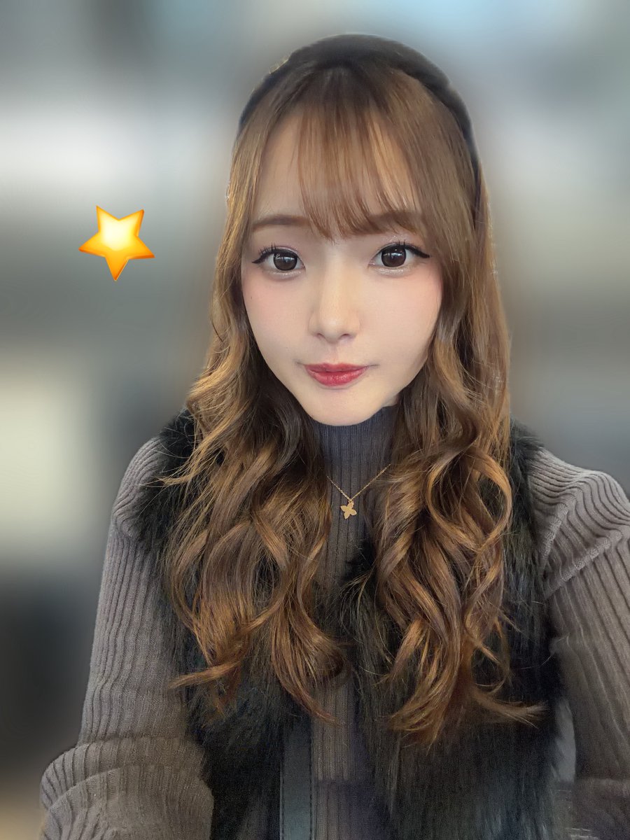 おはようございます( ˶'ᵕ'˶)🫧 今向かってます💨 月曜日が始まりまし