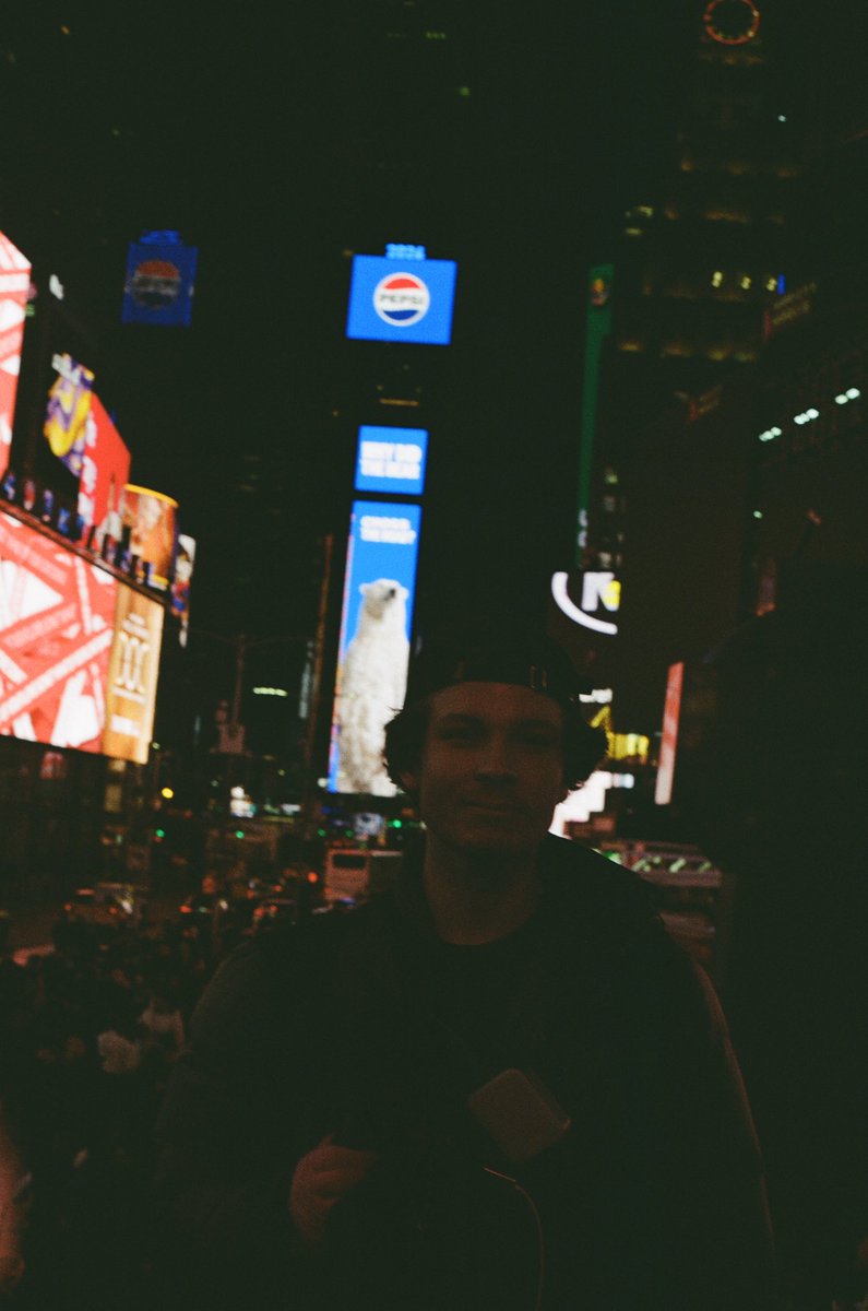 cinnaAlt tweet media