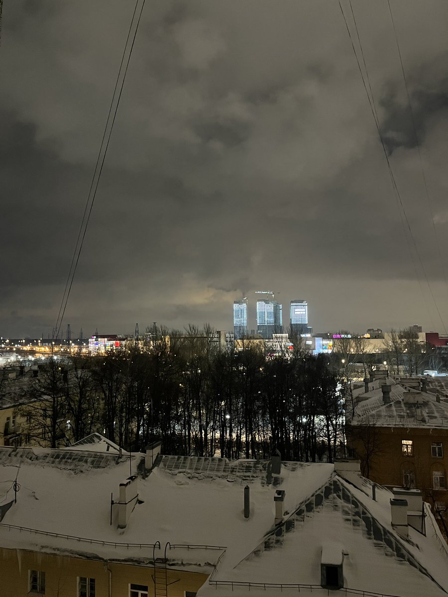 proluvium's tweet photo. Первые деньки отпуска в Москве, приятный вечер https://t.co/KLUoHfToVd