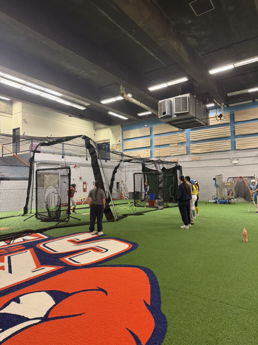 Salem State Softball tweet media