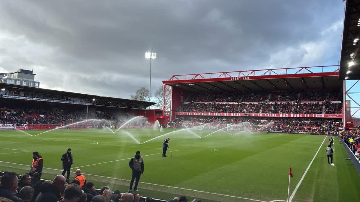 Mark Binns YNWA tweet media
