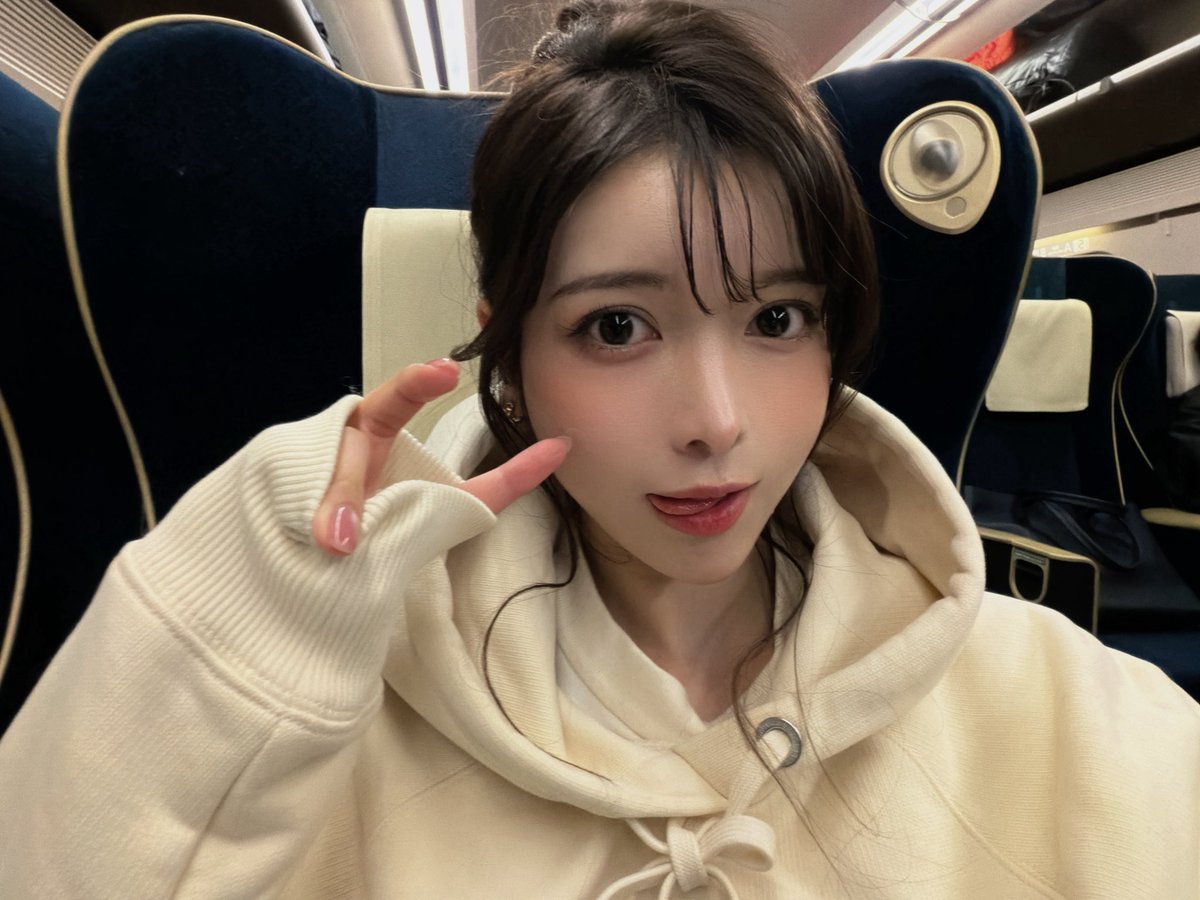 七瀬なな (@nna_nanase) / Posts / X