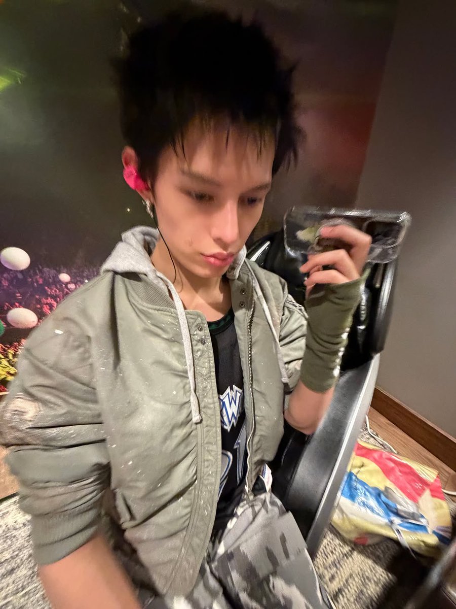 kevin (@intimucy) on Twitter photo 