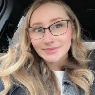 breannamhunt's tweet photo. #NewProfilePic https://t.co/AoJ0y3ygLC