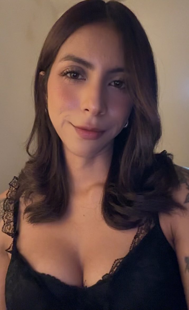 Mia tweet media