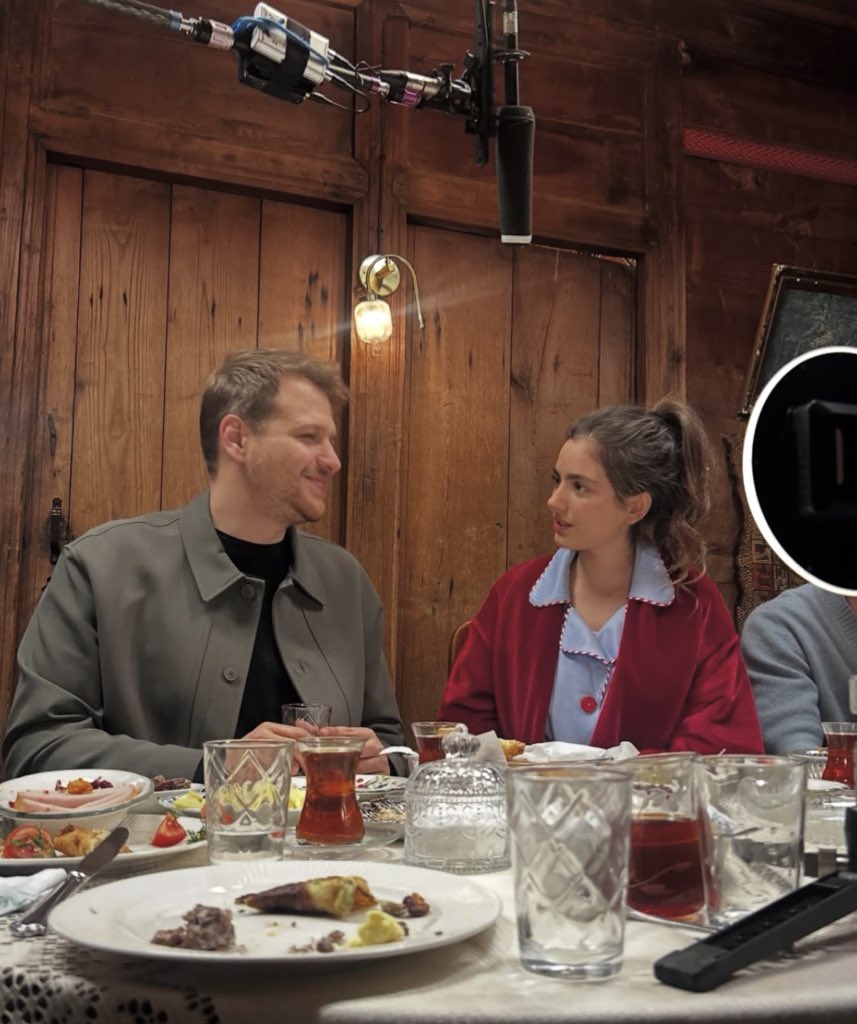 kamera arkası oreli 💘💞💗🩷💝💖💕