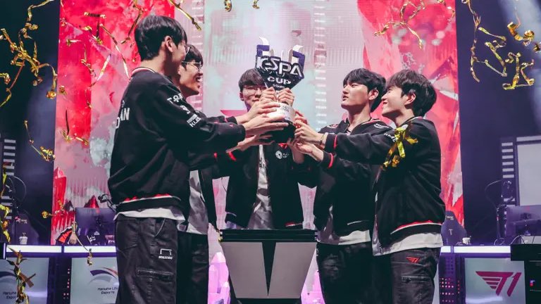 final reminder that our t1 players are already quite hard on themselves and def feeling even more disappointed than us. who, if not us fans, will cheer them on even in tough times? my dofpk i hope to see you all smiling again soon 🍀