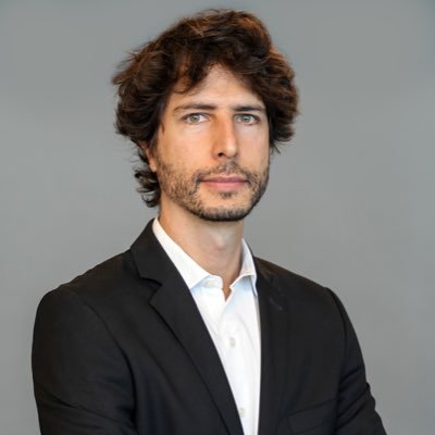 F. Fries McCain (@juanitobondiola) on Twitter photo 