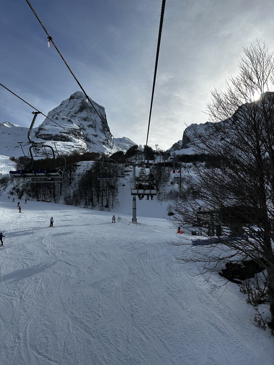 Bull wasn’t what I expected to be.
Vacation was needed indeed 🔥

Bringing @fugz up high in the mountains 🏕️