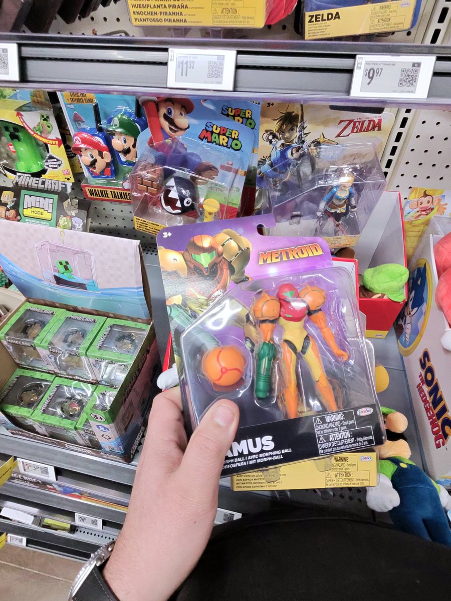 Yooo never seen a metroid figure in the wild