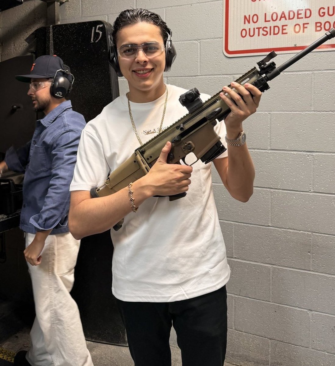 T U S S I tweet media