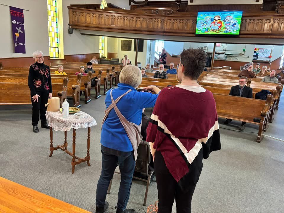 Trenton United Church tweet media