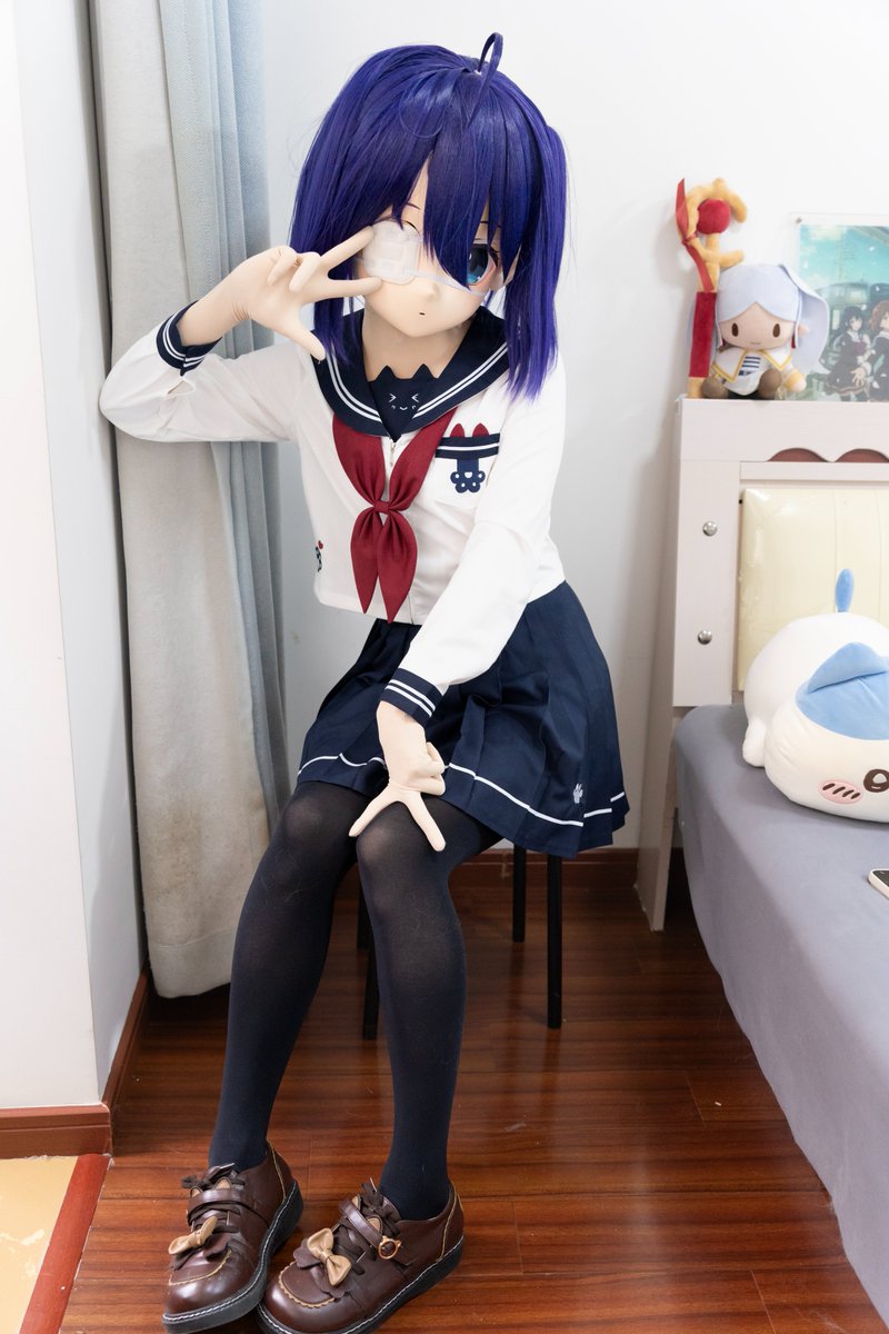 新月 tweet media