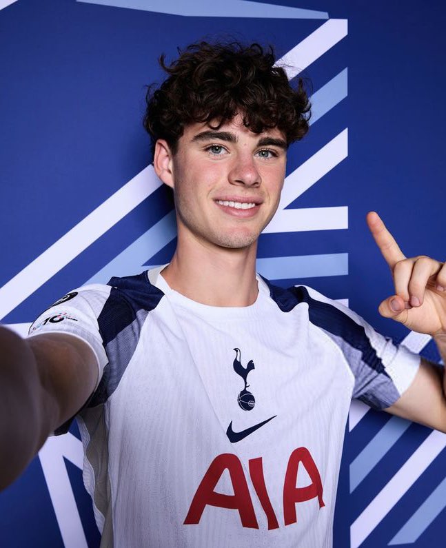 Clavicular vs Arsenal:

0 Key Passes
0 Interceptions 
0 Tackles 
0/4 Ground Duels Won
0 Dribbles (16 Poss Lost.)
1 Yellow Card

CARDIOMAXXED BUT GOT BRUTALLY FRAMEMOGGED BY EZE 💔💔💔