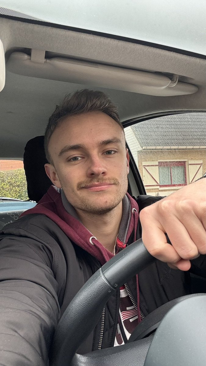 The Tortured Simon’s Place 🤍 tweet media