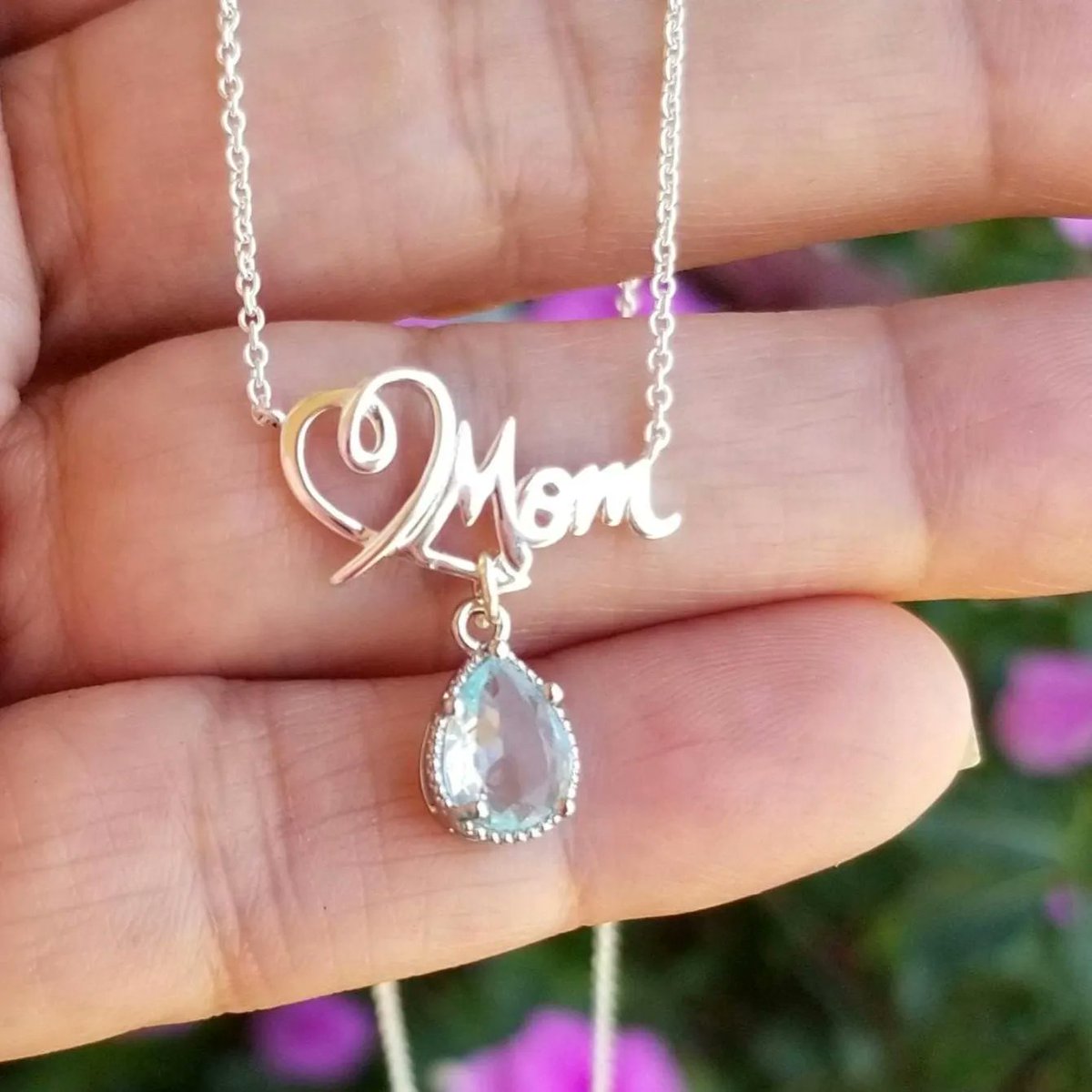 Sterling Silver Aquamarine MOM Necklace #jewelry #necklace #Aquamarine  #aquamarinenecklace #aquamarinejewelry #Marchbirthstone #handmadejewelry #mom #moms #momgift #giftformom #momjewelry #momnecklace 

 etsy.me/4inOCsS via <a href="/Etsy/">Etsy</a>