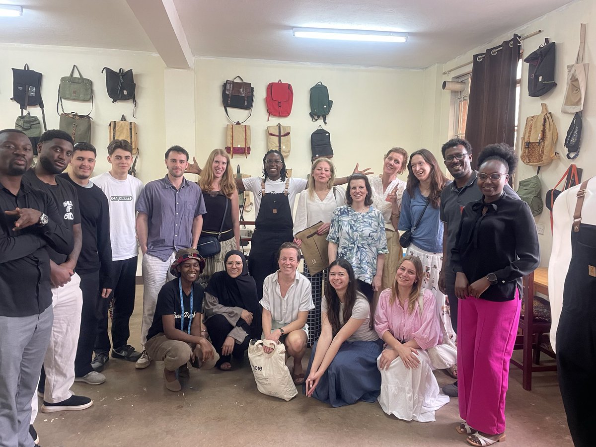 TikoJoy01's tweet photo. Bootcamp immersion in action! 🌍💡 @OfficialMubs & @ThomasMoreBE students explored Uganda’s innovation & culture: from Zetu Africa,@ZetuAfrica Assante Waste Management to the historic Old Kampala Mosque. #ImpactWeek #EcosystemLearning https://t.co/Mndcb4nMhy