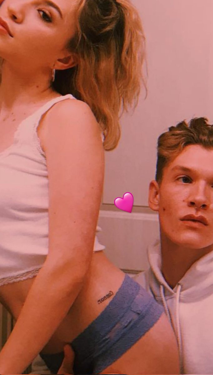 dailyhudcon's tweet photo. “happy birthday darling i love you very very very very much” 🤍

bailey_tait via instagram https://t.co/svcZUVV3Le