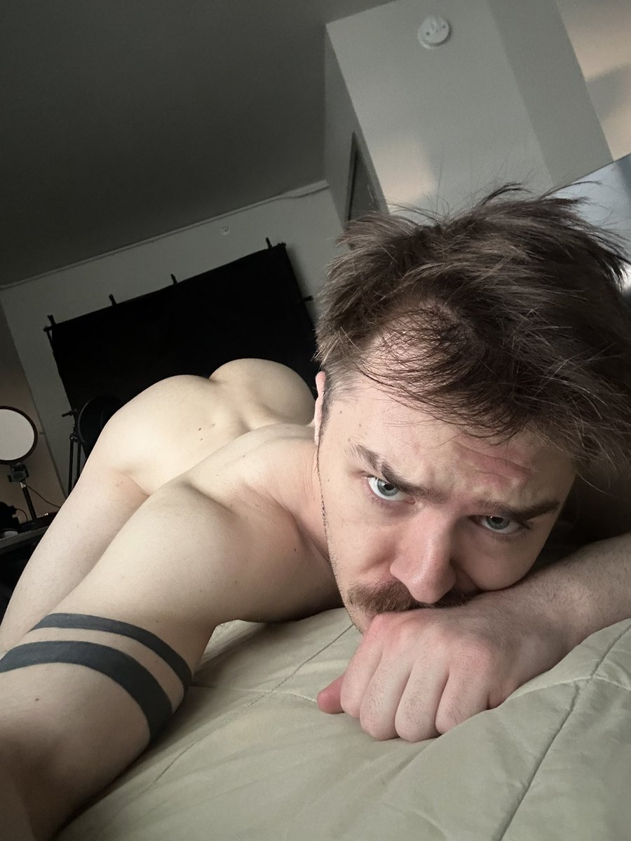 alt archie merc (SEA 3/12-3/16)🪽 tweet media