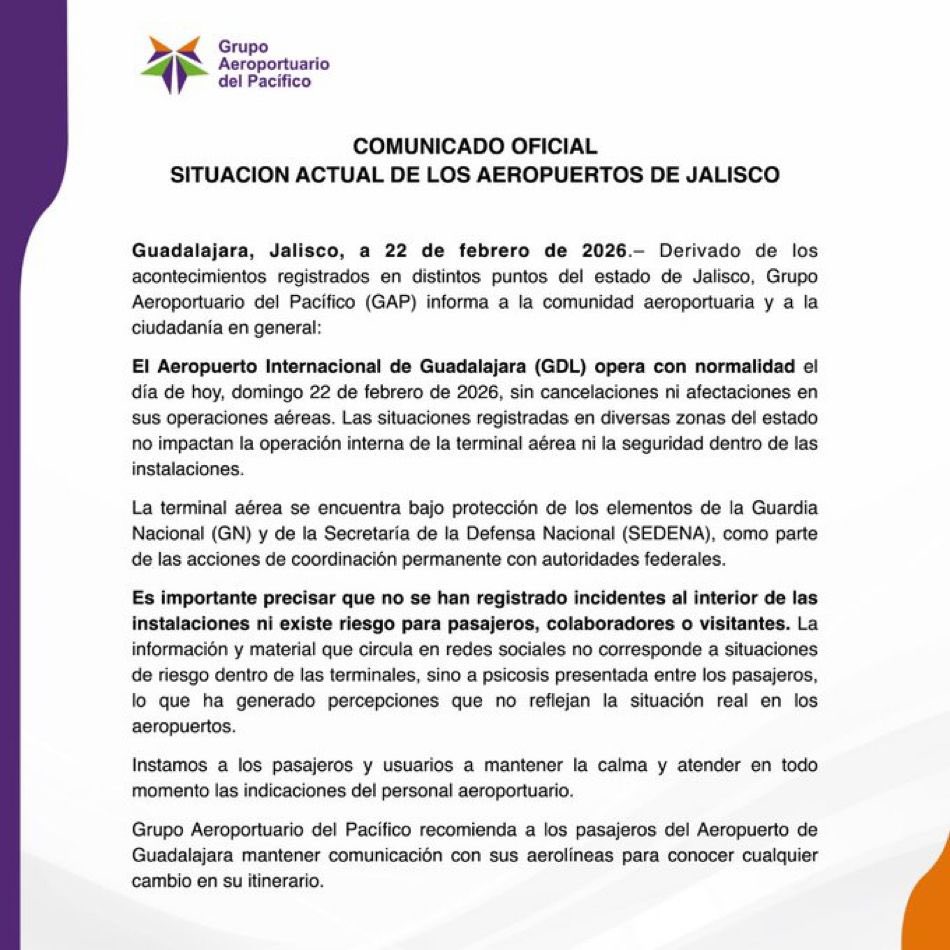 HatsumiNonaka's tweet photo. LA FOTO DEL AVIÓN QUEMADO EN GDL ES FALSA.

Vivo bajo en la línea de aterrizaje de los aviones y desde hace como 30 min ya están todos llegando

#Guadalajara #NarcoBloqueos https://t.co/n1d80XqOAJ