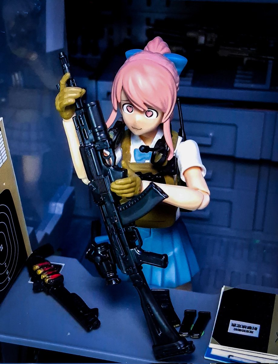 KinPongLeung2's tweet photo. #深夜の小武器庫部
#リトルアーモリーを装備
#リトルアーモリー
#LycorisRecoil
#リコリス・リコイル
#figma
#belworkshop
#LittleArmory
#figma
#figmaphotography
#武装jk https://t.co/eptUzYKhec