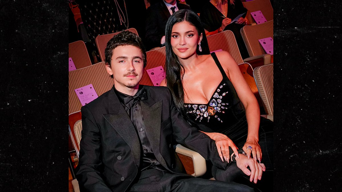 TMZ's tweet photo. Timothée Chalamet and Kylie Jenner Turn BAFTAs Into Romantic Date Night https://t.co/vL3tItf4Np https://t.co/MpTQgTOkai