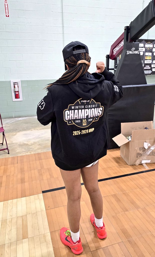 Marcus Helton tweet media