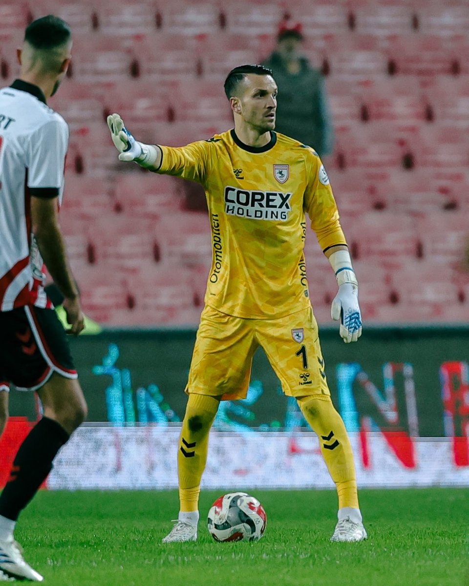 Lig sonuncusu Karagümrük deplasmanında farktan kurtardı.