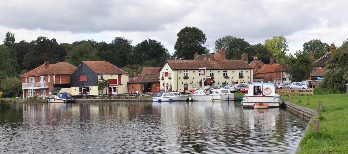 Thinking of exploring Norfolk’s beautiful towns and villages?

From charming riverside spots to hidden gems, our latest blog highlights some of the wonderful places to discover around the Norfolk Broads.

Read more:broadsescapes.co.uk/norfolk-towns-…