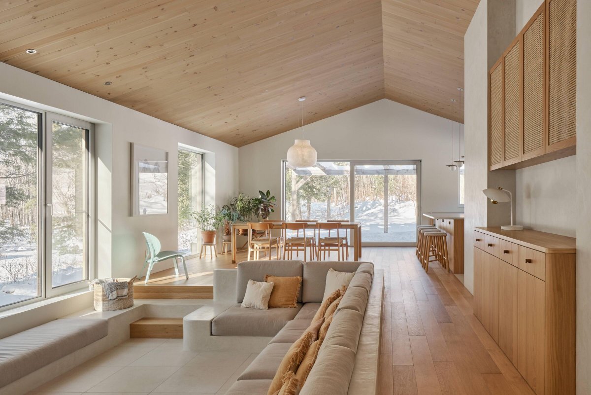 Archello's tweet photo. La Nony FAMILI, with Le Local Design, shapes Maison de la Coulée douce as a compact forest dwelling defined by adaptive planning and crafted materiality.
https://t.co/bsNTjqMGIf
#MicrocementInteriors #TimberCraft #AdaptiveHousing https://t.co/o1cEKU9rP3