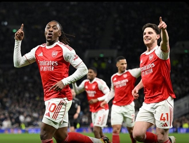 Fanzelsportsng's tweet image. With a brace to help #Arsenal beat 
#NorthLondon rivals, #Tottenham 4-1, #England ace, Eberechi Eze has 5 goals in 2 #PremierLeague games vs #Spurs this season, having earlier got a hat-trick also in a 4-1 triumph for the #Gunners at the #Emirates Stadium.
#EPL #TOTARS #THFC #AFC