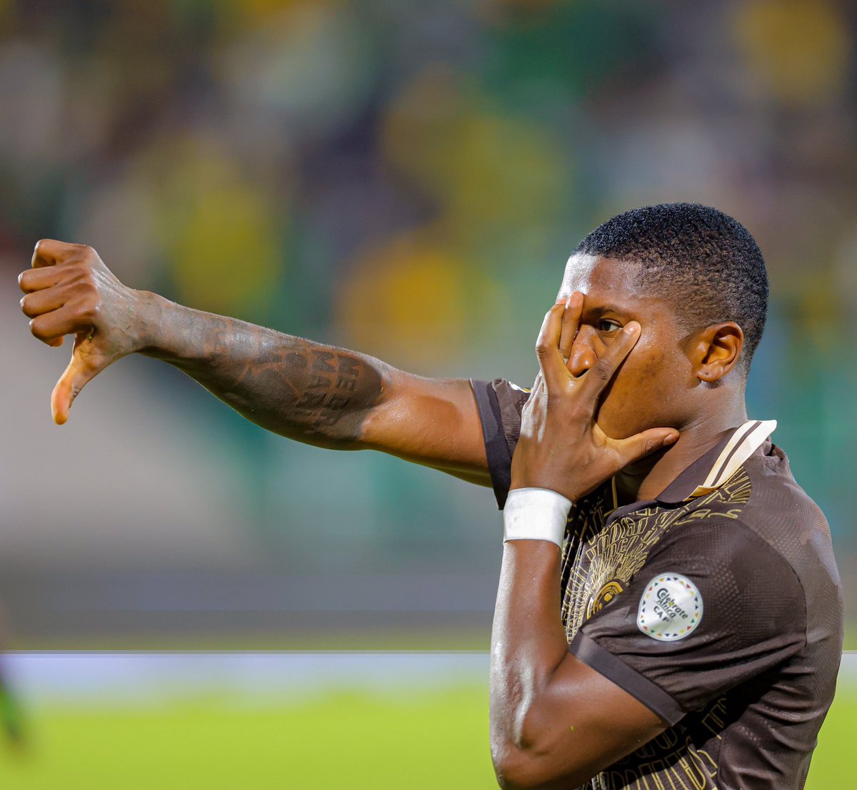 Laurindo Dilson Maria Aurélio aka Depu 

continues to find his form for Young Africans / Yanga 

7 Games  
6 Goals  
1 Assist  

Clinical. Confident. Unstoppable. 🔥

#NBCPremierLeague #Yanga