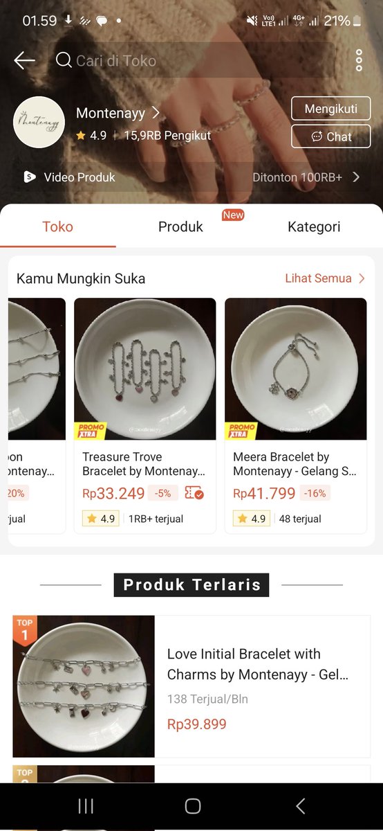 NEMU TOKO HIDDEN GEM DI OREN‼️‼️

​Sumpah nangis bangettt, iseng scroll nemu gelang se-aesthetic ini harganya cuma segini?! Look-nya mewah, detail heart &amp; butterfly-nya gak kaleng-kaleng. 

​Cocok banget buat daily atau persiapan outfit lebaran nanti biar pergelangan tangan gak