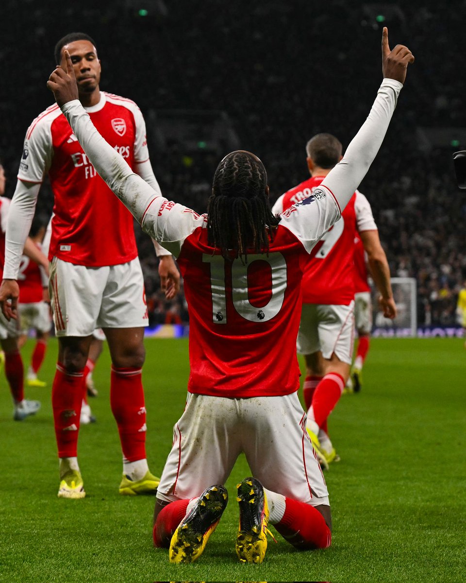 FzzBll's tweet photo. King of North London https://t.co/YKX5N2ehi2